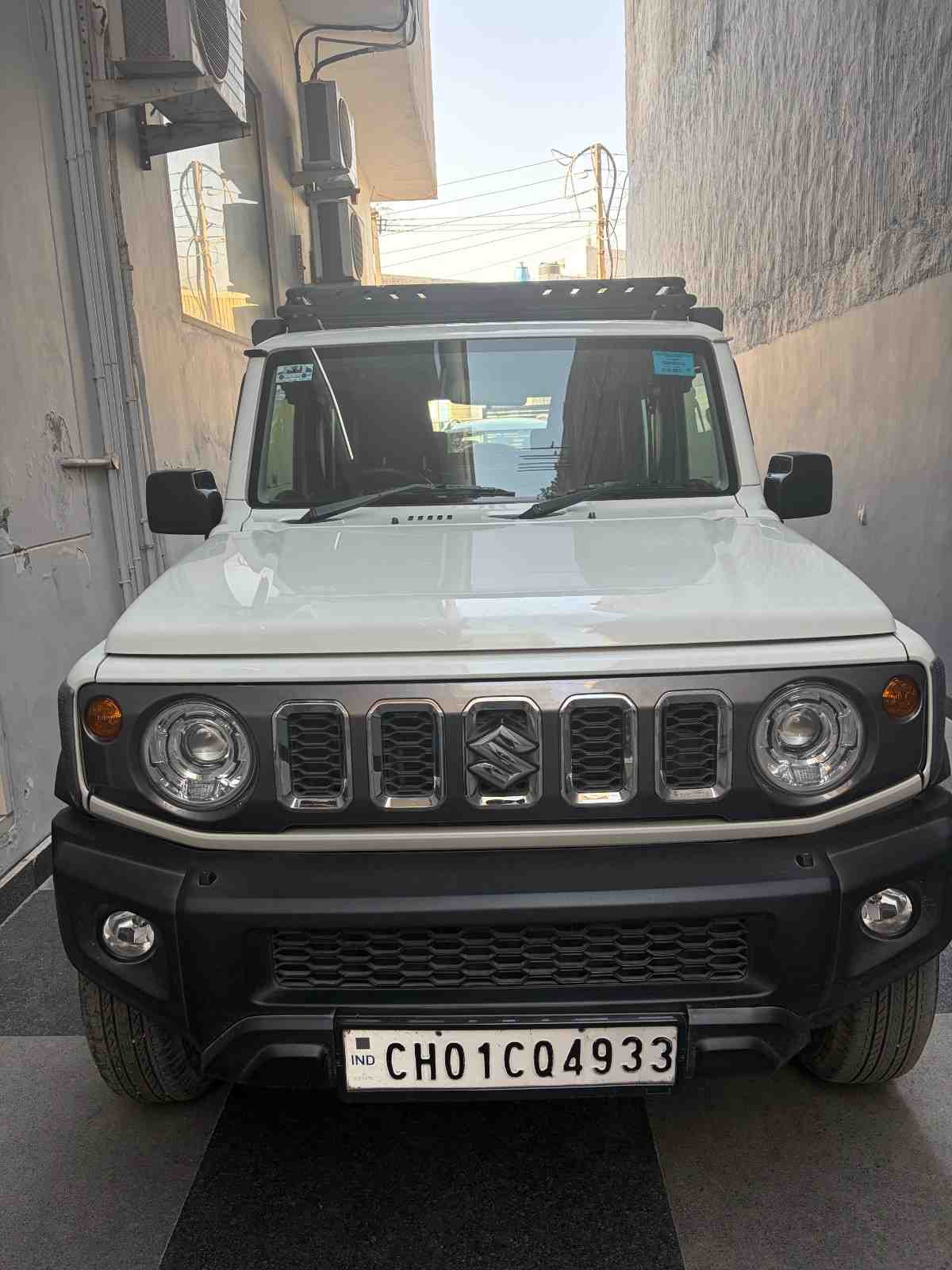 Jimny exterior view 3